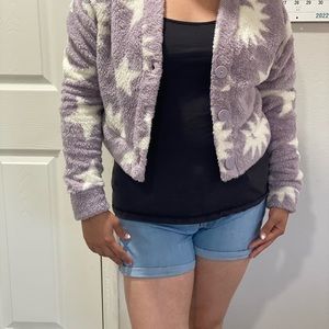 a very nice sweater size L